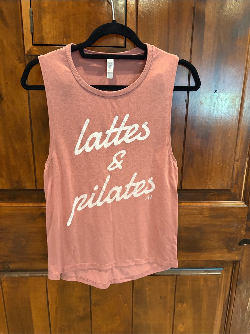 ☕️ “Lattes & Pilates” Sleeveless Muscle Tank